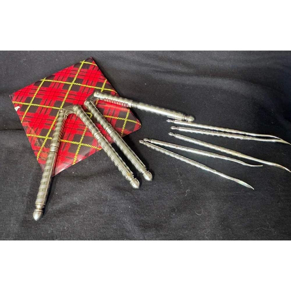 Vintage Plaid Nutcracker Set‎ 2 Crackers 6 Picks MCM Pouch